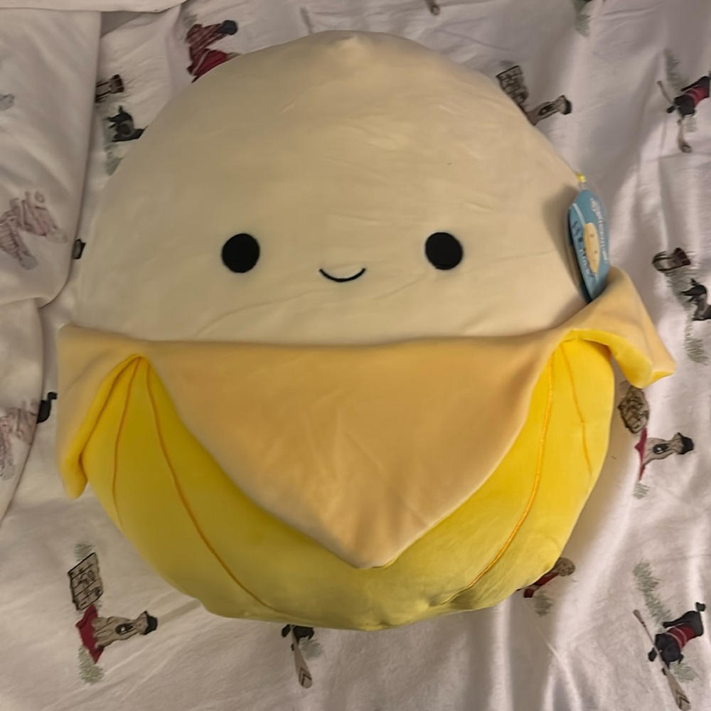 Banana SquishMallow 12 in.
